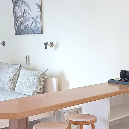 Flora Corfu - Adults Only * Benitses (Corfu)