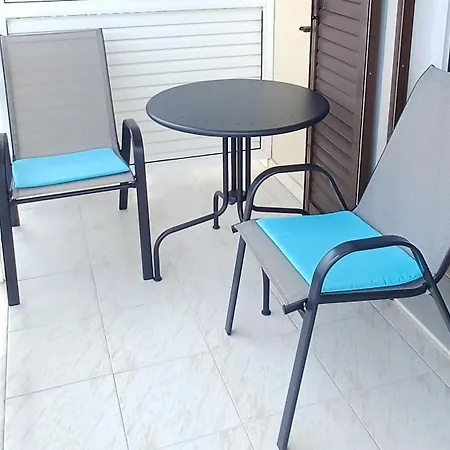 Flora Corfu - Adults Only * Benitses (Corfu)