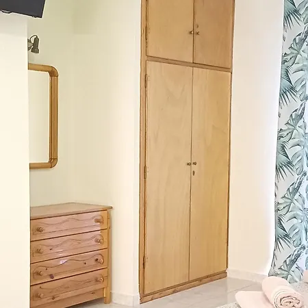 Flora Corfu - Adults Only *